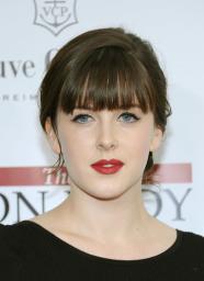 Alexandra Roach