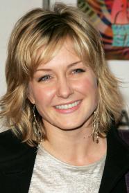 Amy Carlson