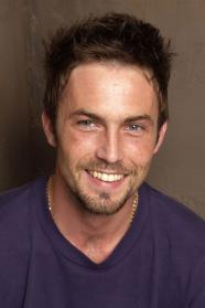 Desmond Harrington