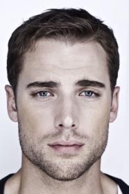 Dustin Milligan