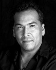 Eric Schweig