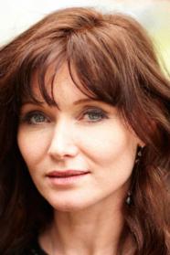 Essie Davis