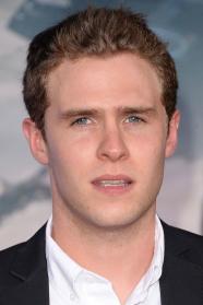 Iain De Caestecker