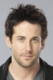 Niall Matter