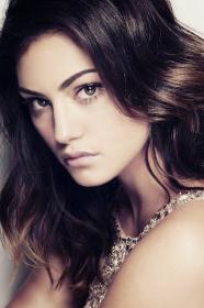 Phoebe Tonkin