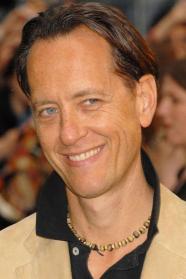 Richard E Grant