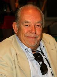 Robin Leach