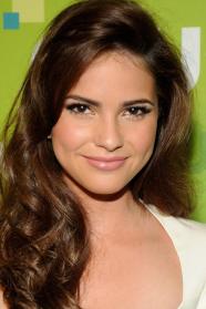 Shelley Hennig